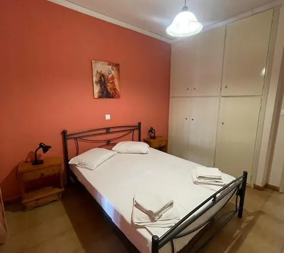 Ξενοδοχείο με διαμερίσματα Theoxenia παράλιο άστρος